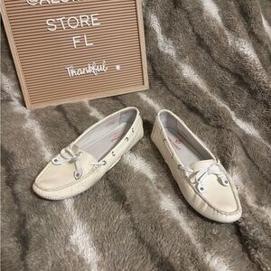 Marc Joseph Women’s Ivory Boat Shoes